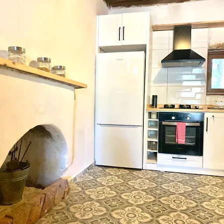 Bademlique Stone House *